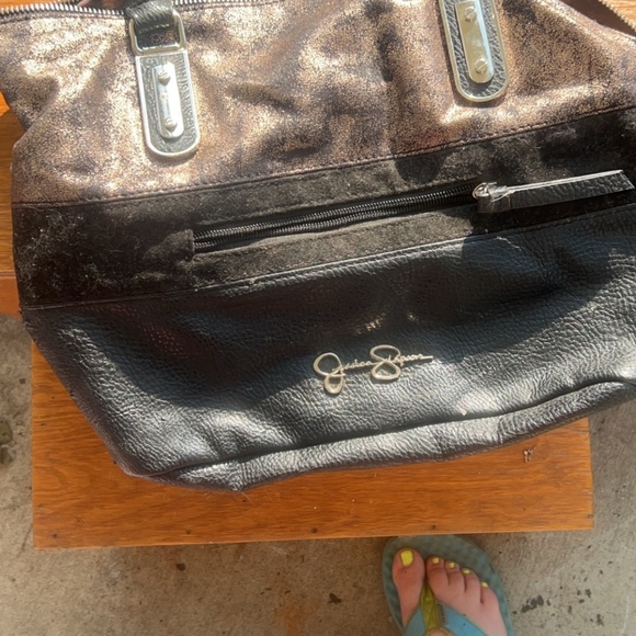 Purses - Picture 5 of 5